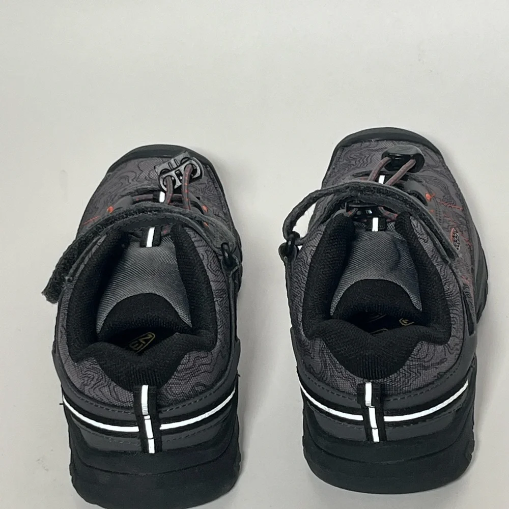 Keen Kids' Targhee Charcoal and Black Sneakers Size 10 NWOB - Picture 4 of 6
